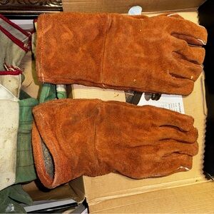Brown Leather Work Gloves with Cuff Design